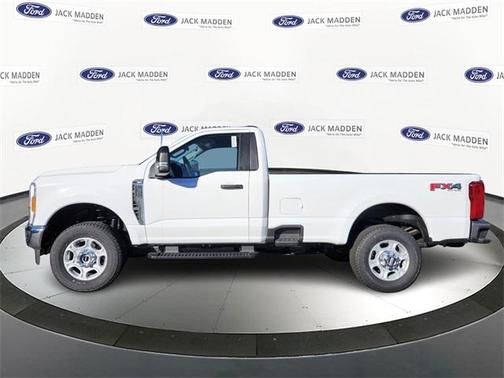 2025 Ford F-350 XLT