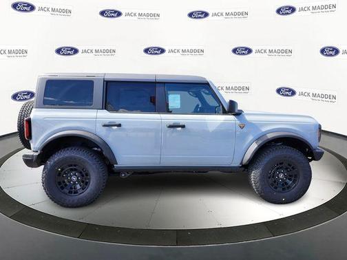 Avalanche 2026 Ford Bronco Badlands
