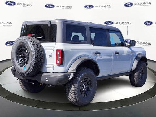 Avalanche 2026 Ford Bronco Badlands
