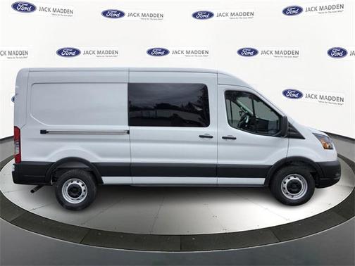 2026 Ford Transit-250 148 WB Medium Roof Cargo