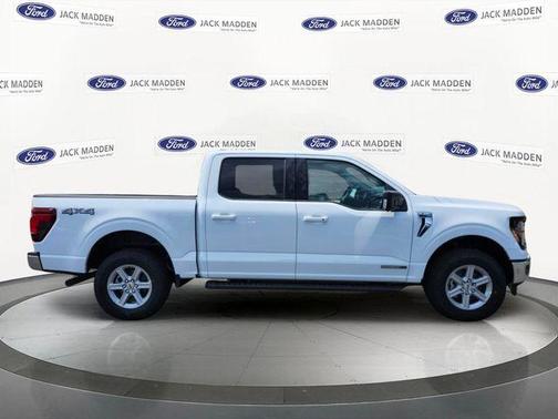 Oxford White 2026 Ford F-150 XLT