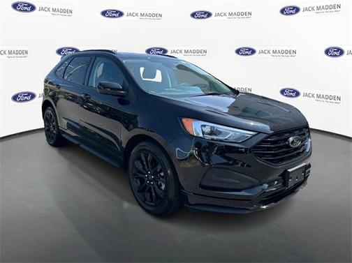 2022 Ford Edge SE