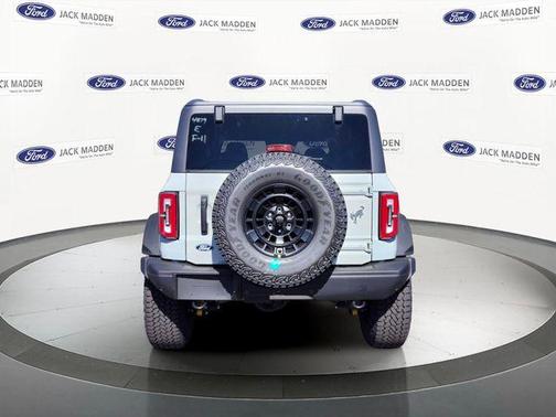 Avalanche 2026 Ford Bronco Badlands