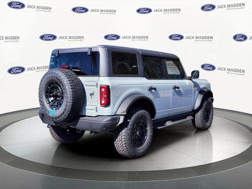 Avalanche 2026 Ford Bronco Badlands