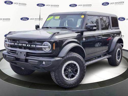 Shadow Black 2023 Ford Bronco Outer Banks