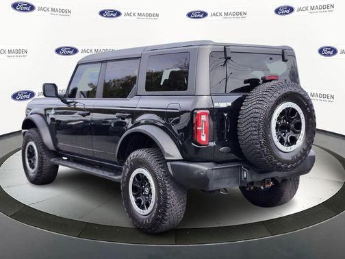 Shadow Black 2023 Ford Bronco Outer Banks