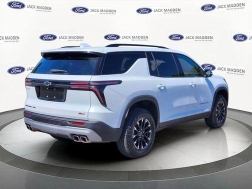 Polar White 2026 Chevrolet Traverse Z71