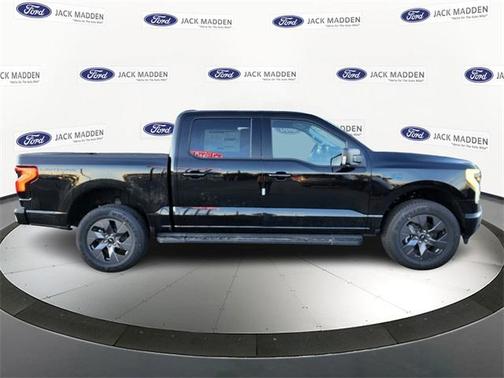 2025 Ford F-150 Lightning Flash