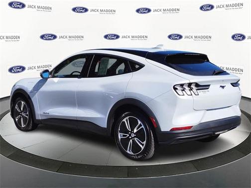 2022 Ford Mustang Mach-E Select