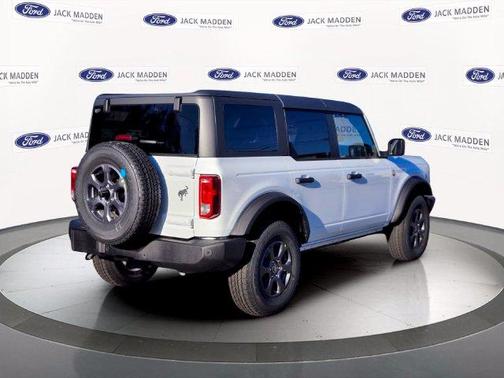 Oxford White 2026 Ford Bronco Big Bend