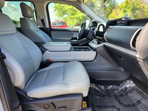 Gray Metallic 2025 Ford Expedition Active