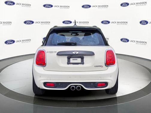 Pepper White 2018 MINI Hardtop Cooper S