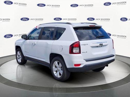 Bright White Clearcoat 2016 Jeep Compass Sport