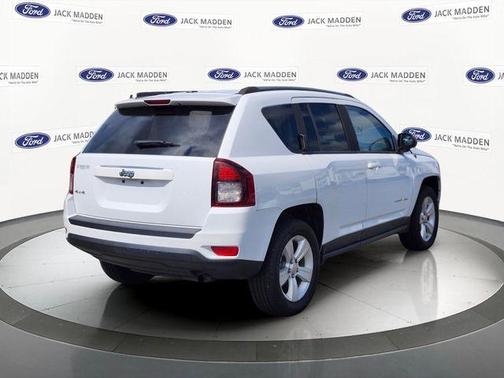 Bright White Clearcoat 2016 Jeep Compass Sport