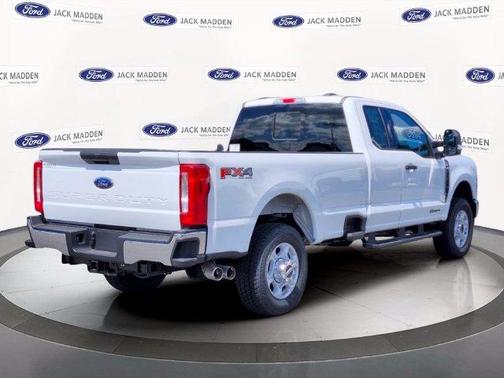 Oxford White 2026 Ford F-350 XLT