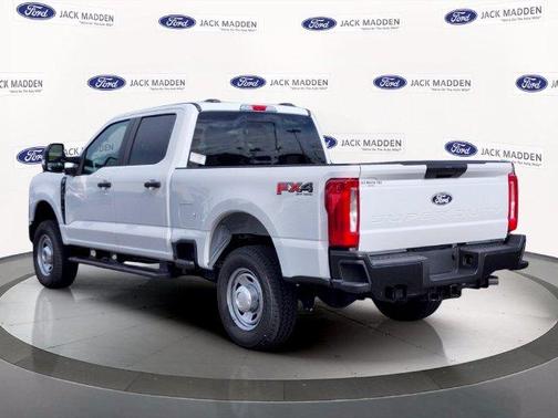 Oxford White 2027 Ford F-350 XL