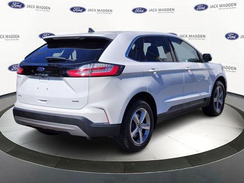 White Metallic 2023 Ford Edge SEL