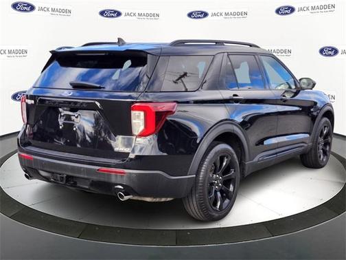 2022 Ford Explorer ST-Line