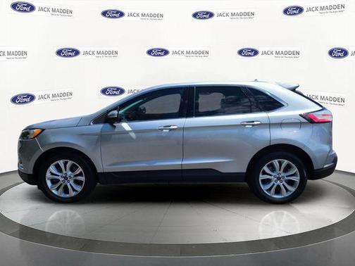 Silver Metallic 2020 Ford Edge Titanium