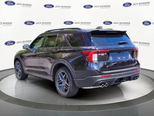 Black Metallic 2025 Ford Explorer ST