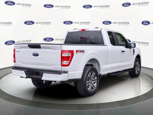 Oxford White 2023 Ford F-150 XL