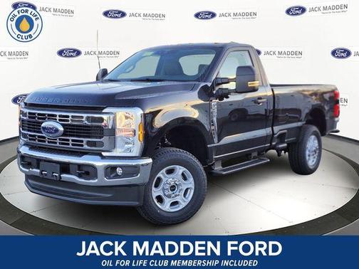 Agate Black Metallic 2026 Ford F-250 XLT