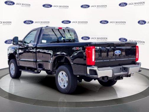 Agate Black Metallic 2026 Ford F-250 XLT