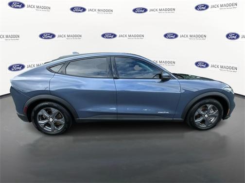 2021 Ford Mustang Mach-E SELECT