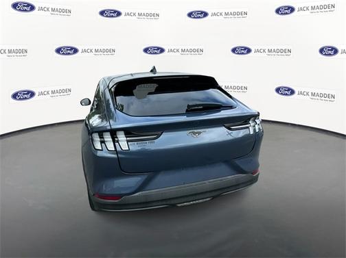 2021 Ford Mustang Mach-E SELECT