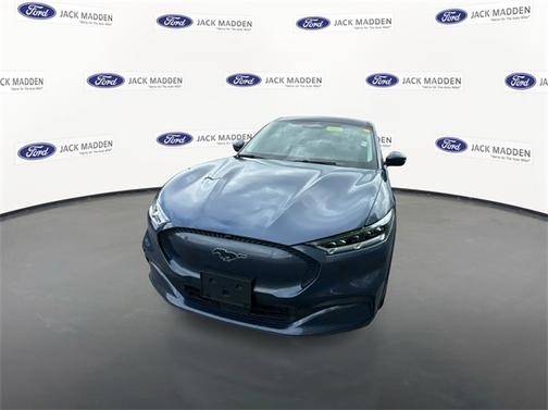 2021 Ford Mustang Mach-E SELECT
