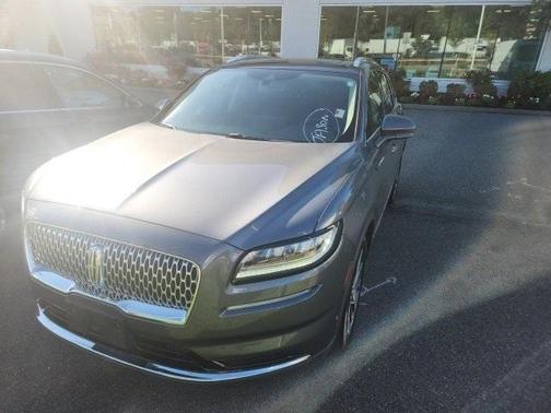 2022 Lincoln Nautilus Reserve