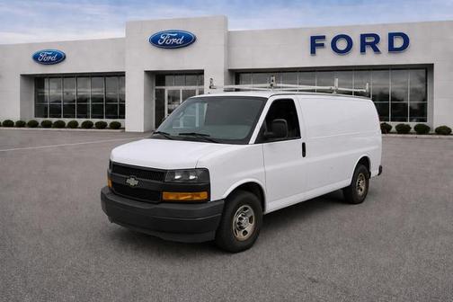 Summit White 2018 Chevrolet Express 2500 Work Van