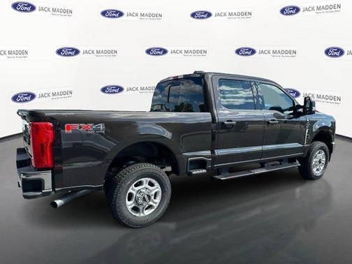 2025 Ford F-350 XLT