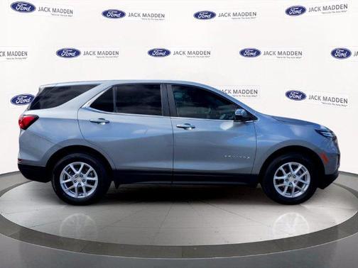 Sterling Gray Metallic 2024 Chevrolet Equinox LT