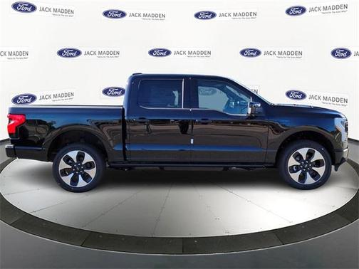 2025 Ford F-150 Lightning Platinum