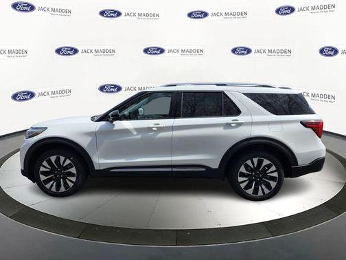 Star White 2026 Ford Explorer Platinum