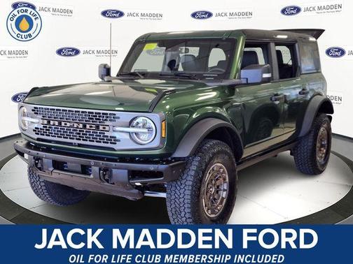 Eruption Green Metallic 2025 Ford Bronco Badlands