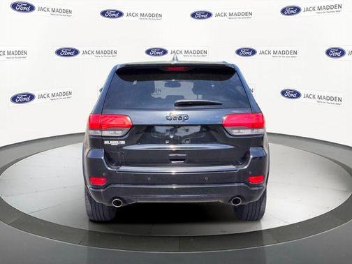 Brilliant Black Crystal Pearlcoat 2015 Jeep Grand Cherokee Altitude