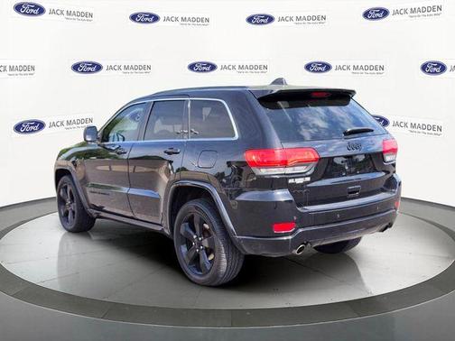 Brilliant Black Crystal Pearlcoat 2015 Jeep Grand Cherokee Altitude