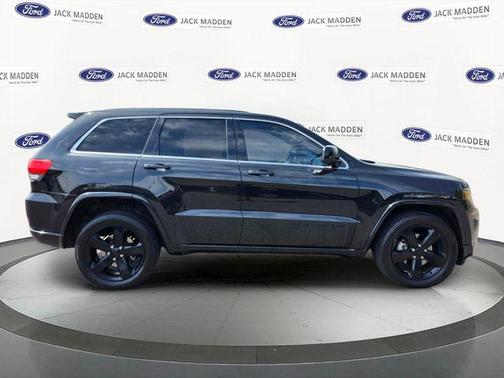 Brilliant Black Crystal Pearlcoat 2015 Jeep Grand Cherokee Altitude