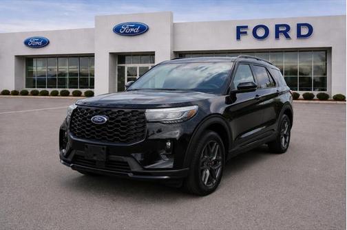 Black Metallic 2025 Ford Explorer ST-Line