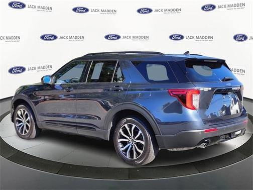 2022 Ford Explorer ST-Line