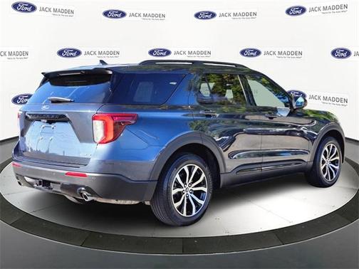 2022 Ford Explorer ST-Line