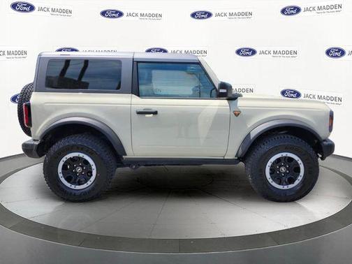Desert Sand 2025 Ford Bronco Badlands