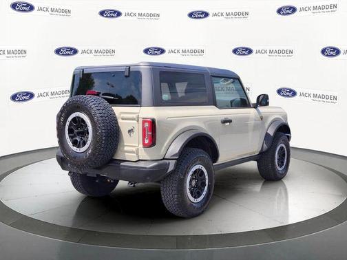 Desert Sand 2025 Ford Bronco Badlands
