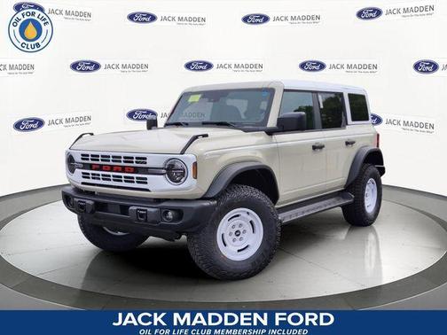 Desert Sand 2026 Ford Bronco Heritage Edition