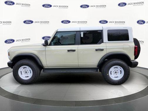 Desert Sand 2026 Ford Bronco Heritage Edition