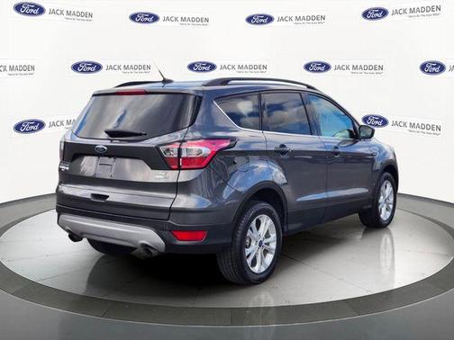 Magnetic 2017 Ford Escape SE