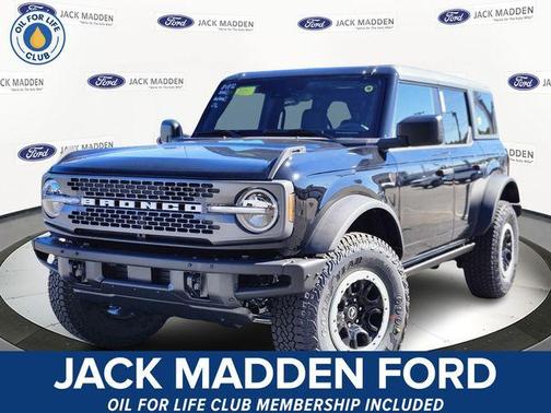 Shadow Black 2025 Ford Bronco Badlands