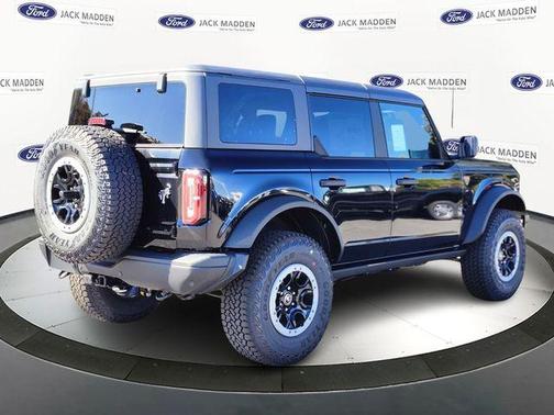 Shadow Black 2025 Ford Bronco Badlands